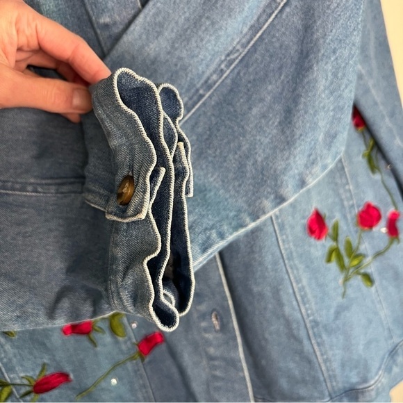 Quacker Factory Vintage Rose Embroidered Denim Button Front Jacket Size 2X - Picture 6 of 15
